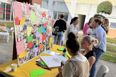 Agrandir l'image 2 sur 4, fenêtre modale