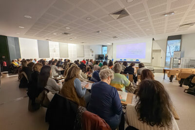 Agrandir l'image 1 sur 2, fenêtre modale